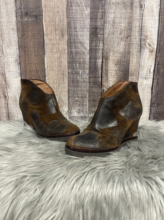 Brown Boots Ankle Heels Donald Pliner, Size 7