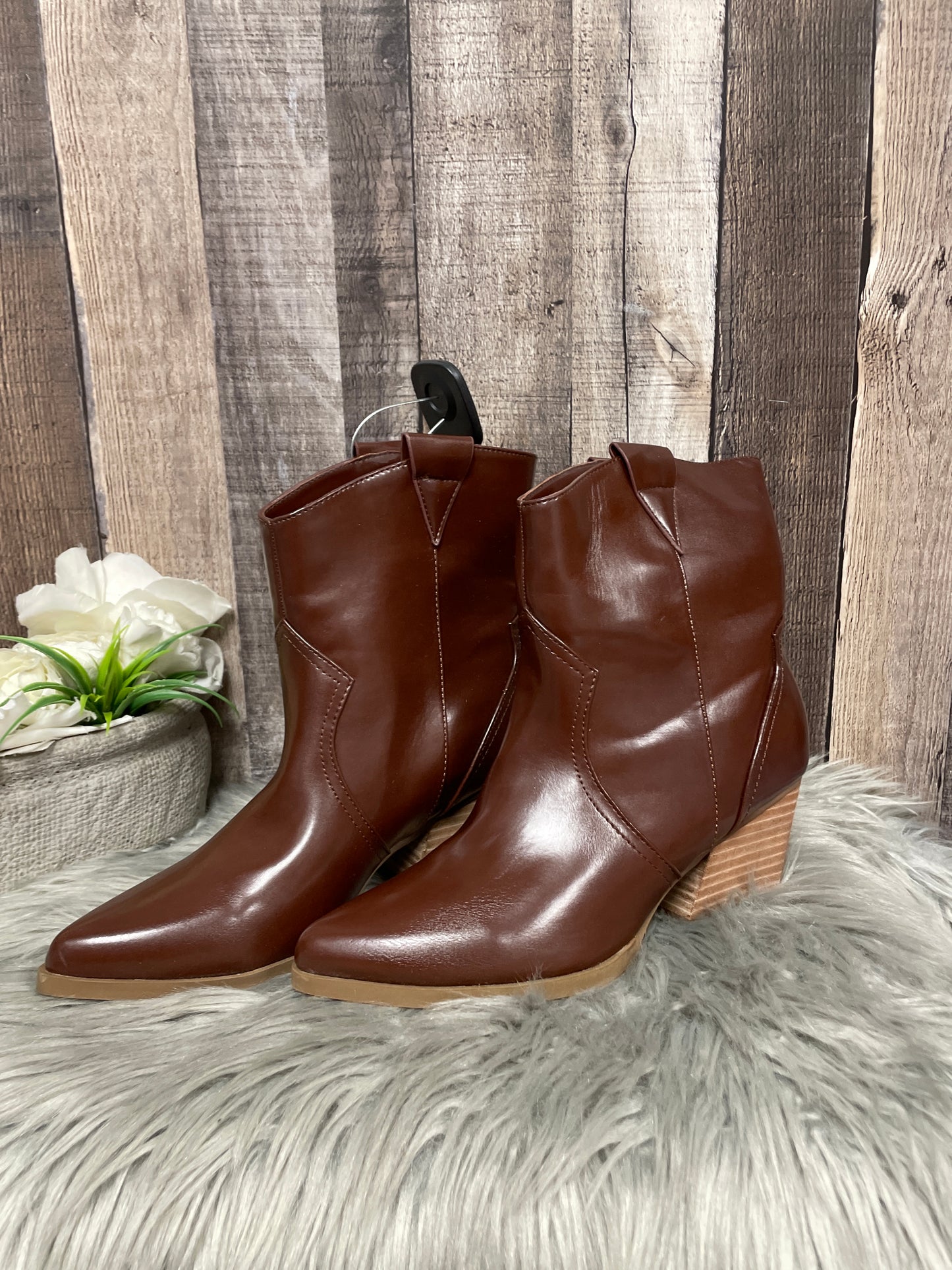 Brown Boots Ankle Heels Dolce Vita, Size 8