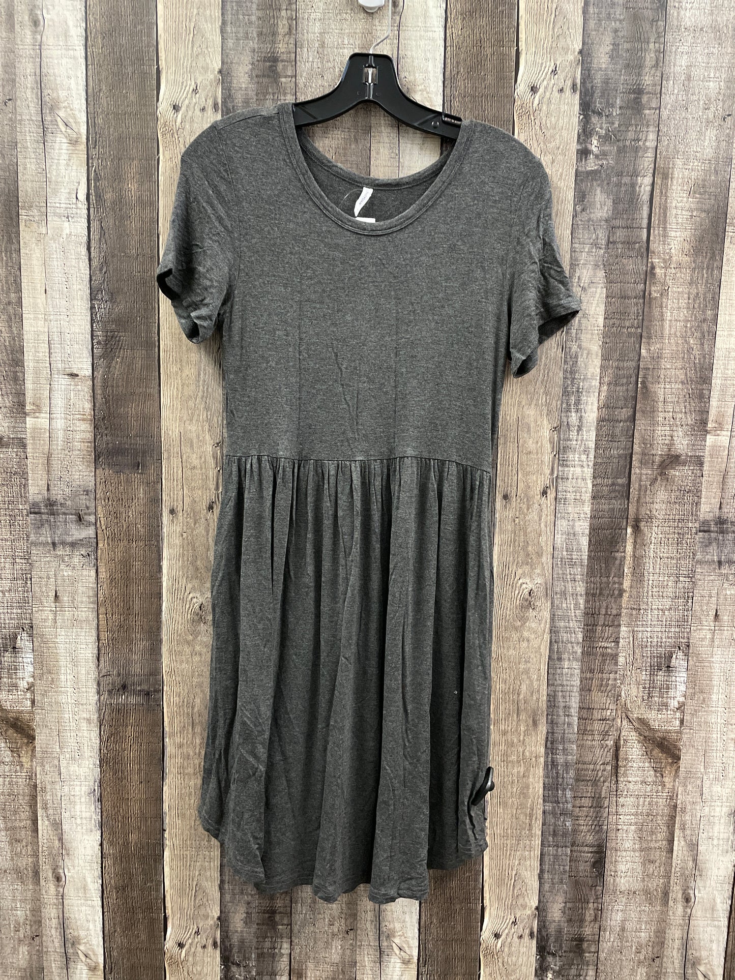 Dress Casual Short By Cme In Grey, Size: M