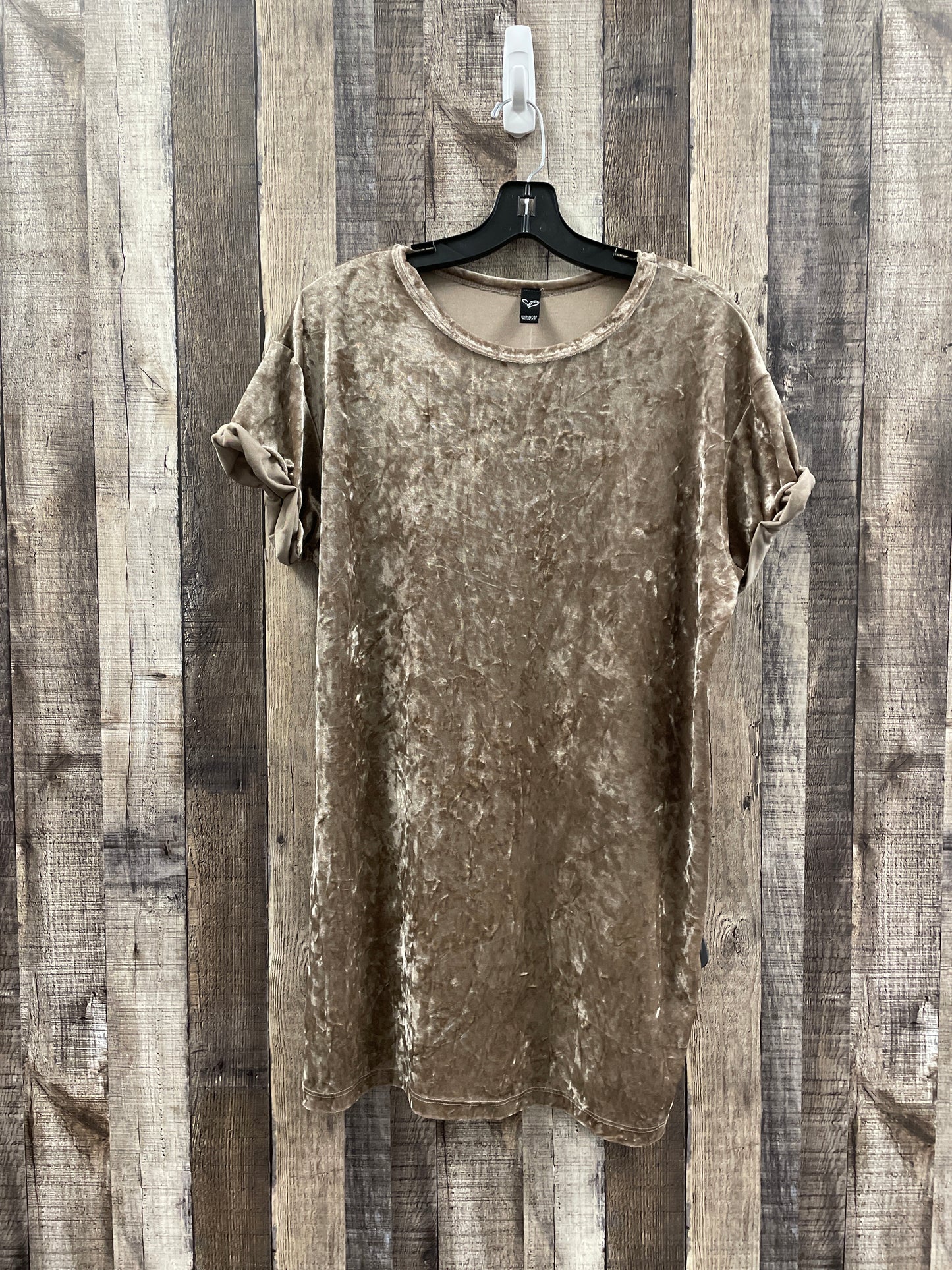 Dress Casual Short By Windsor In Taupe, Size: M