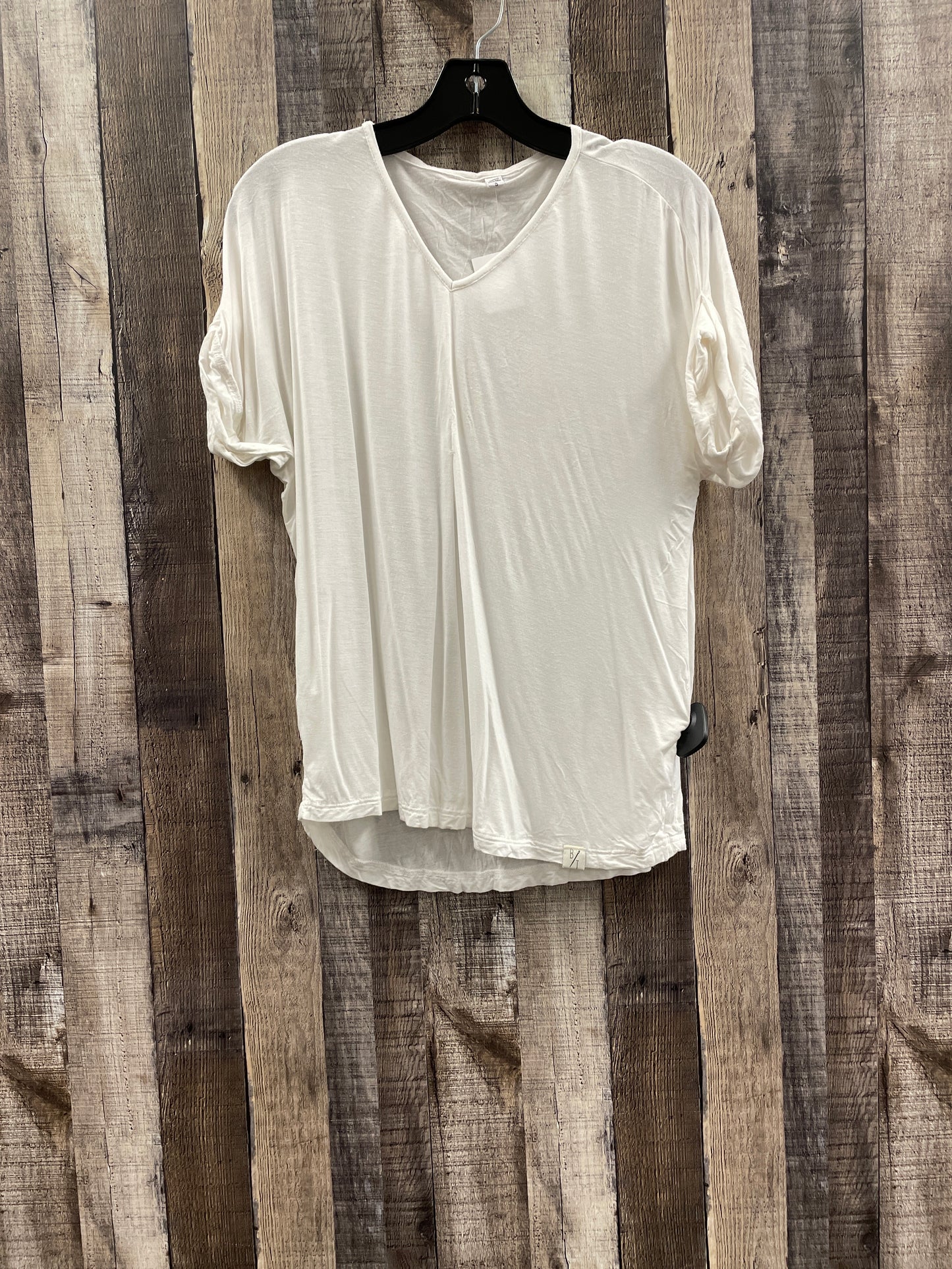 Top Short Sleeve By Cme In White, Size: S