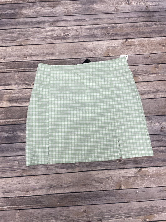 Skirt Mini & Short By Shein In Green & White, Size: L