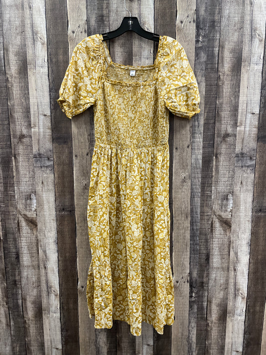 Dress Casual Midi By Old Navy In Gold & White, Size: S