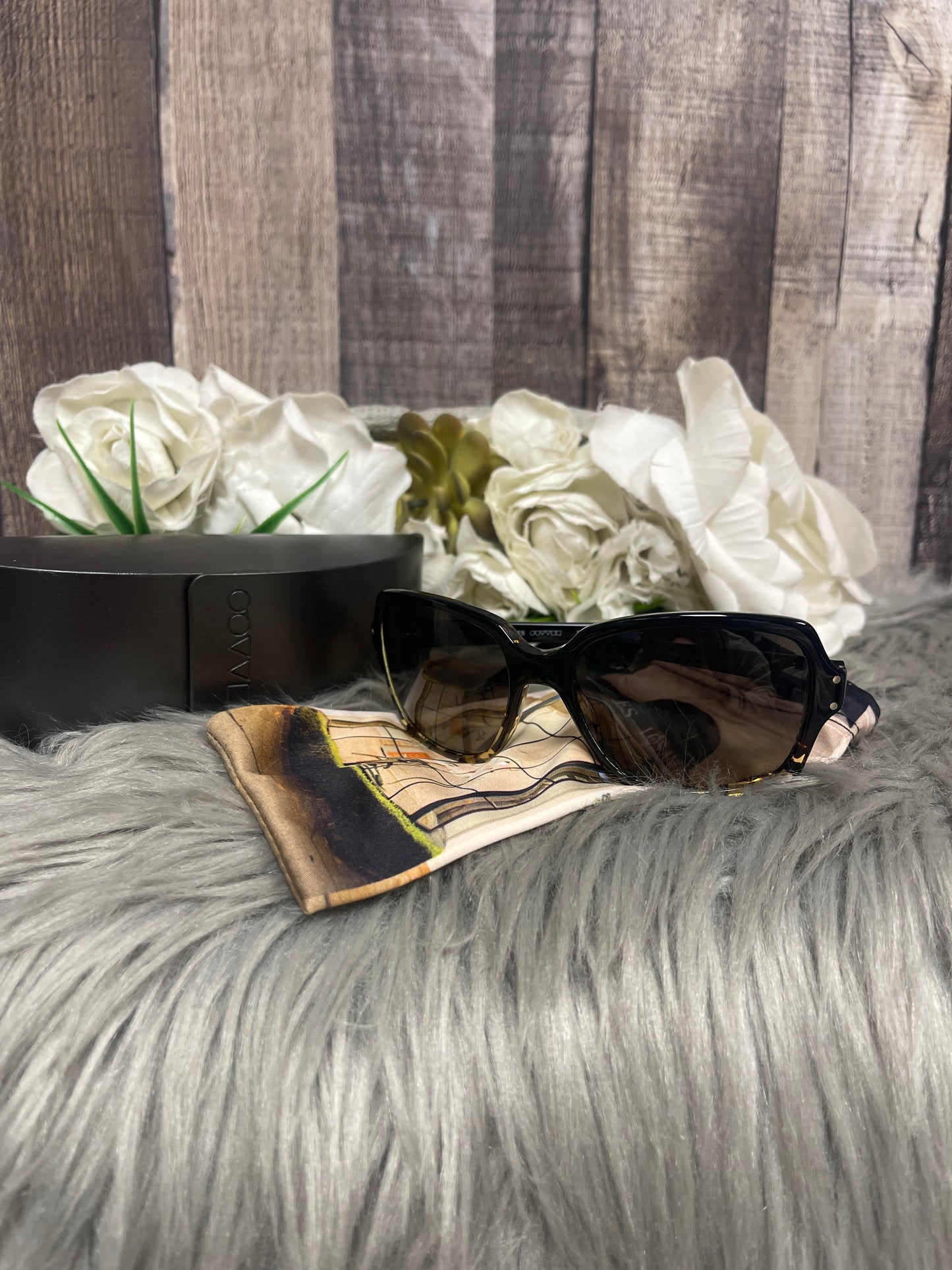 Sunglasses Designer By Oliver Peoples