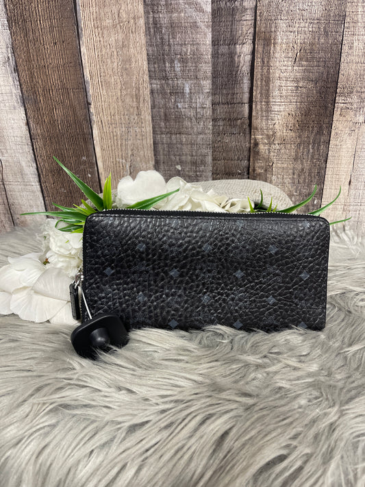 Clutch Luxury Designer By Mcm, Size: Medium