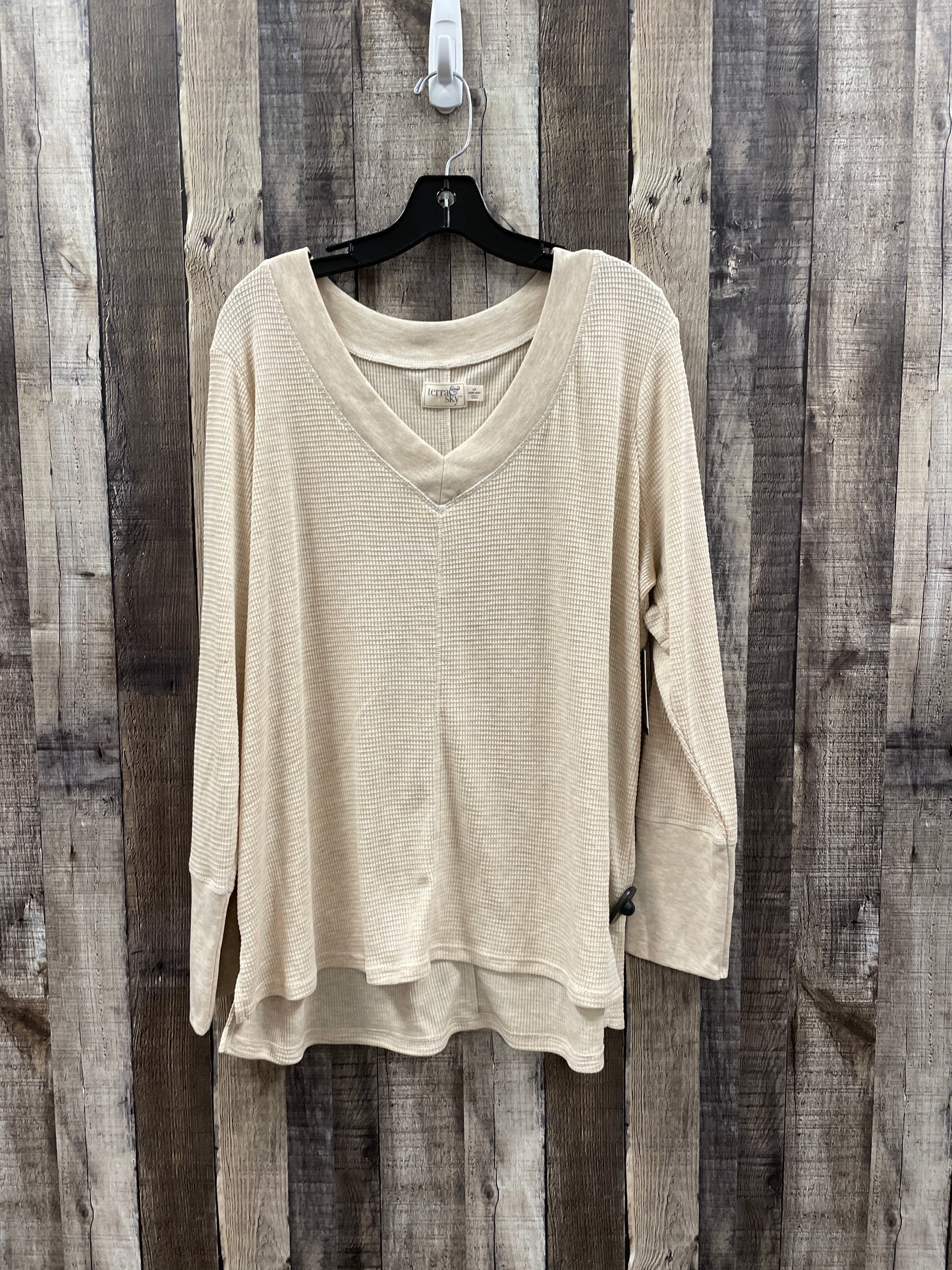 Top Long Sleeve By Terra & Sky In Tan, Size: 1x