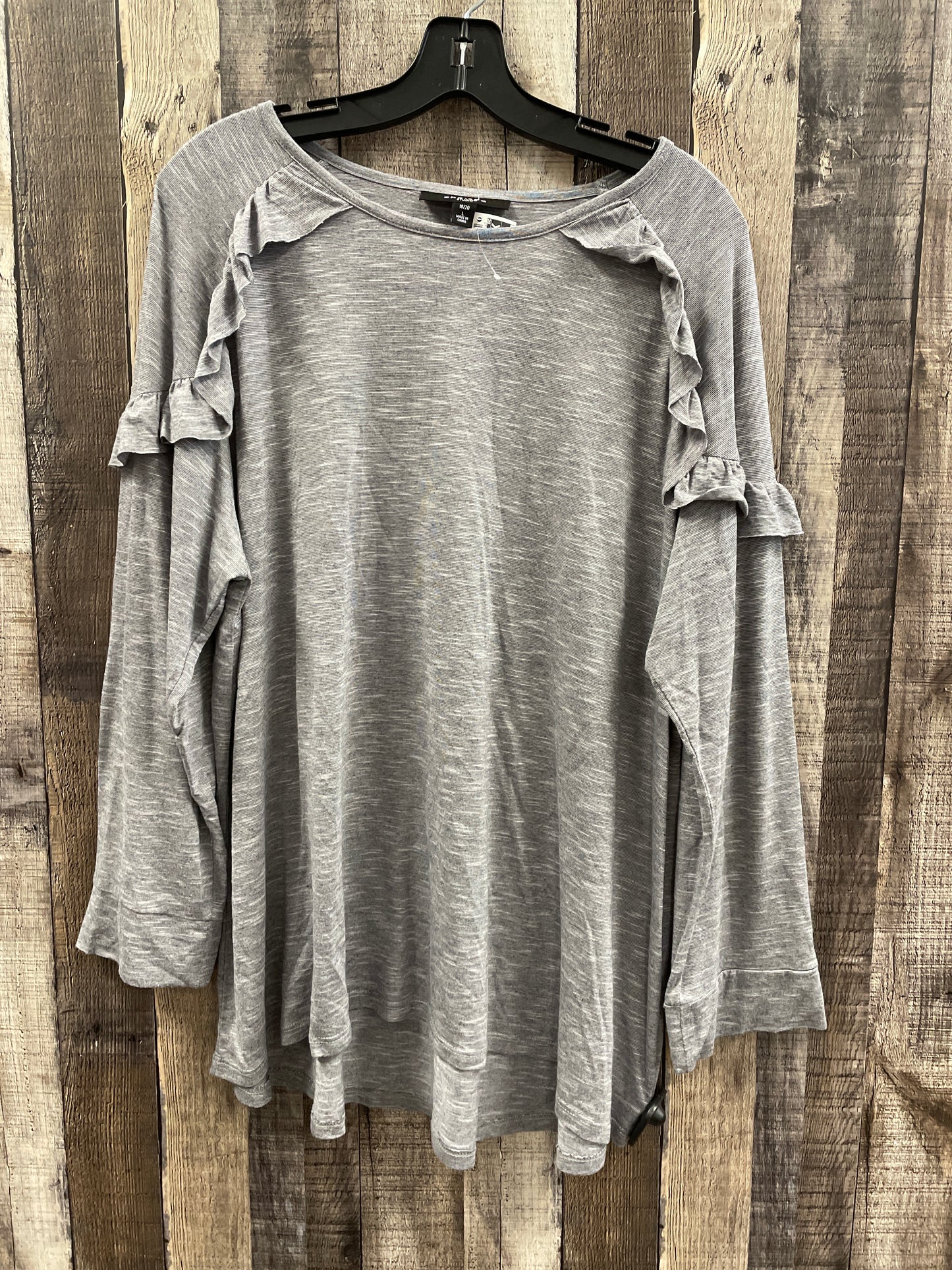 Top Long Sleeve By Chelsea Studio In Grey, Size: L