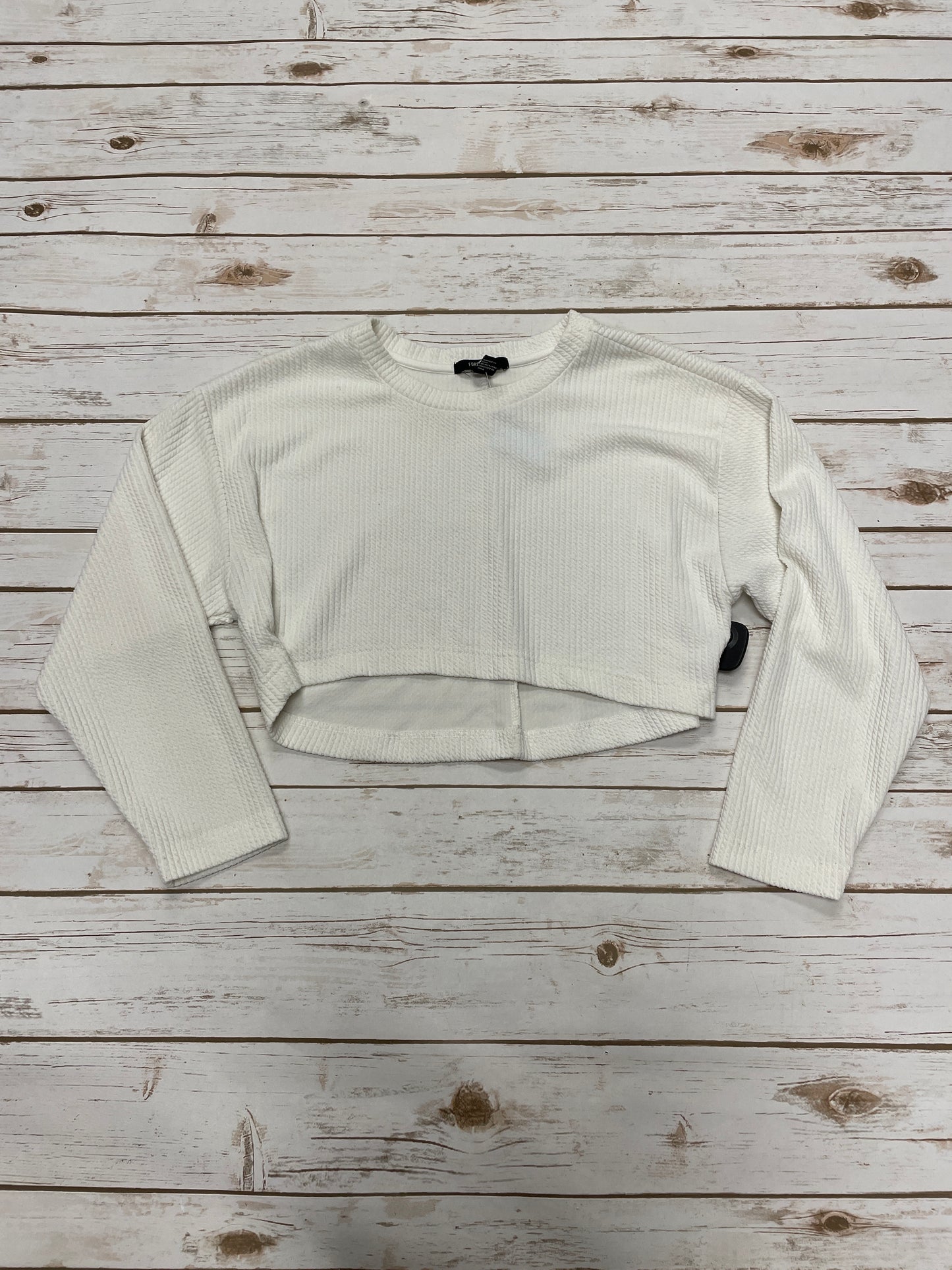 Top Long Sleeve By Forever 21 In White, Size: M