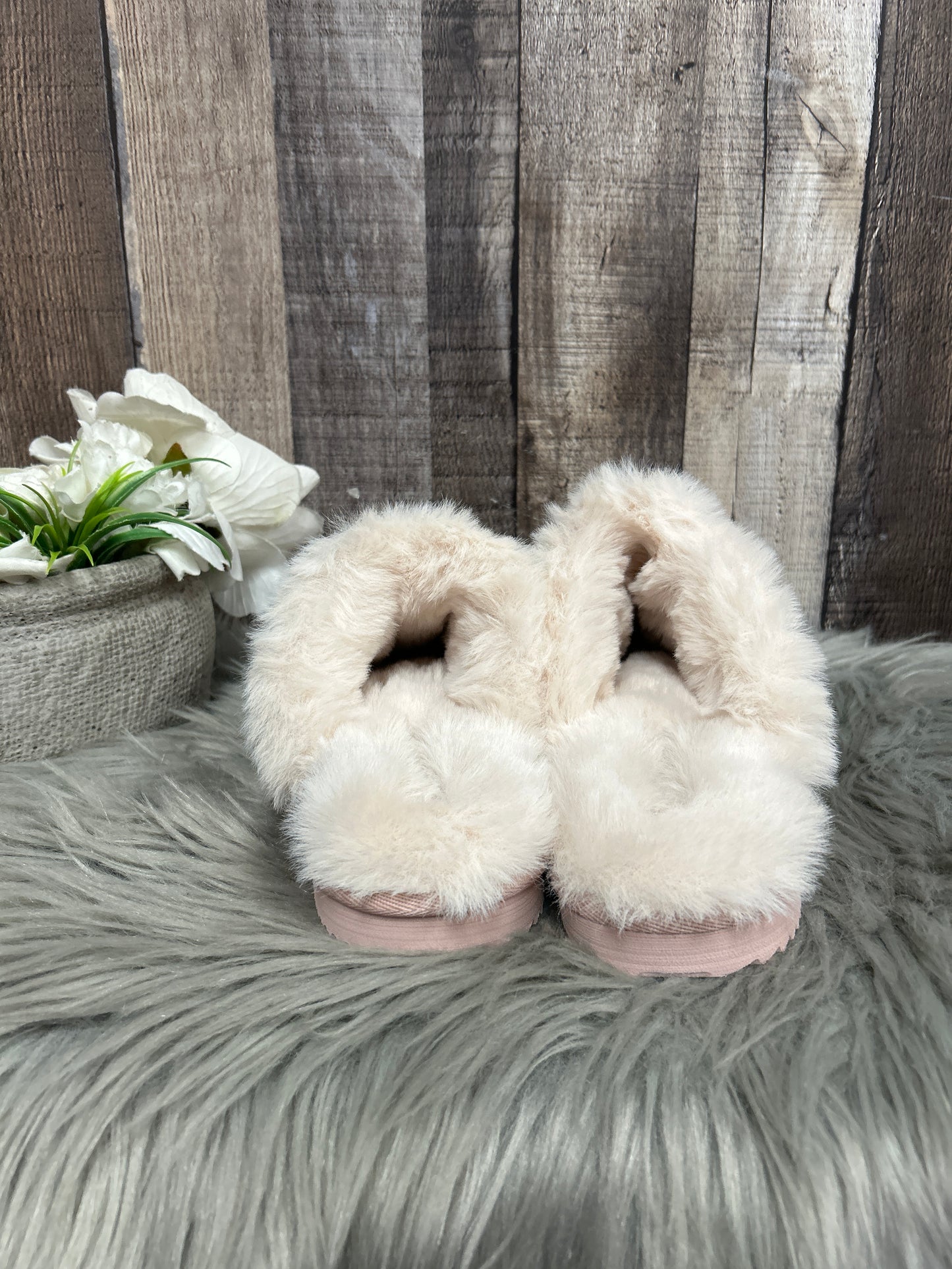 Slippers Designer By Michael Kors In Pink