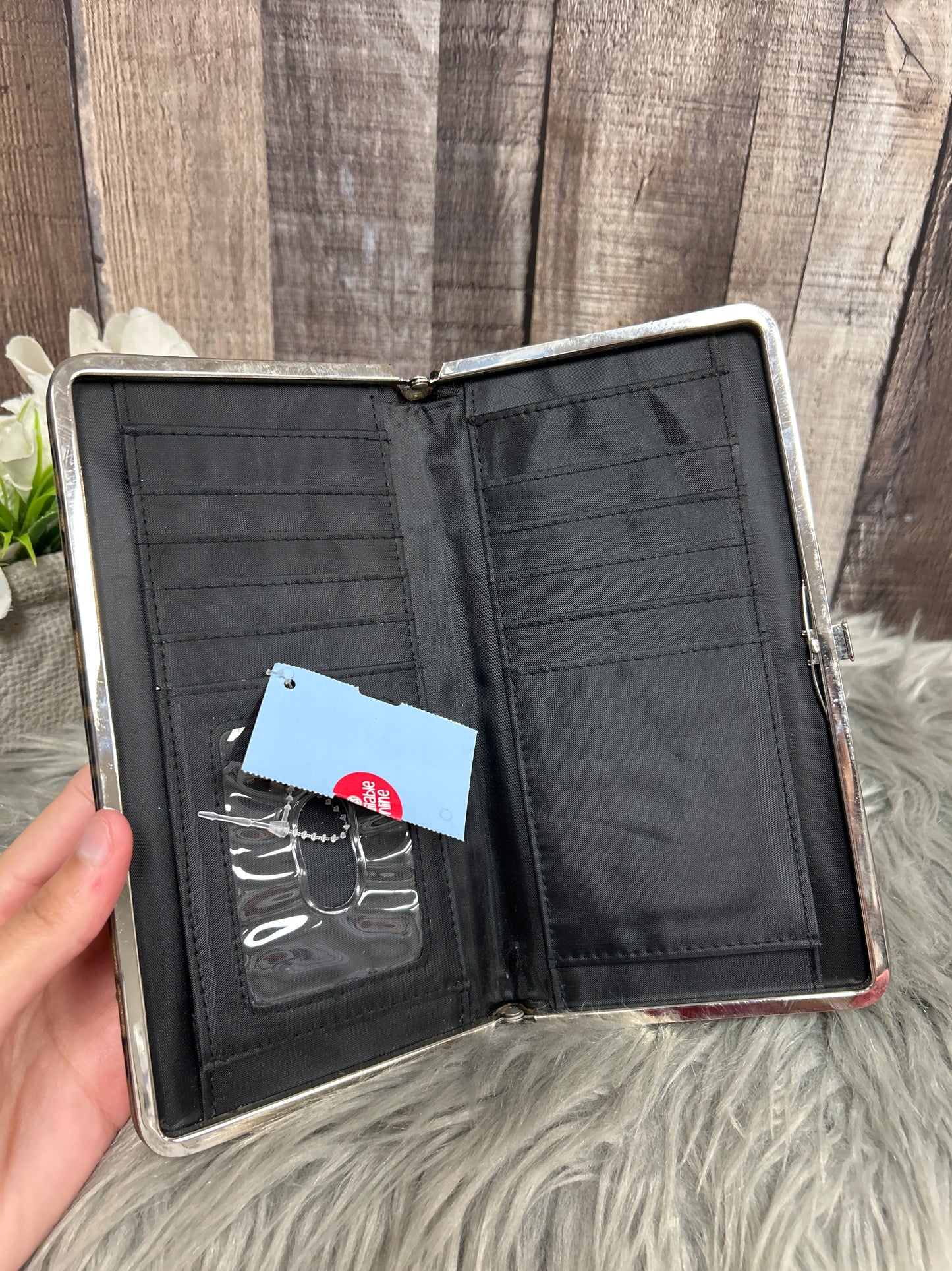 Wallet By Cmf, Size: Medium