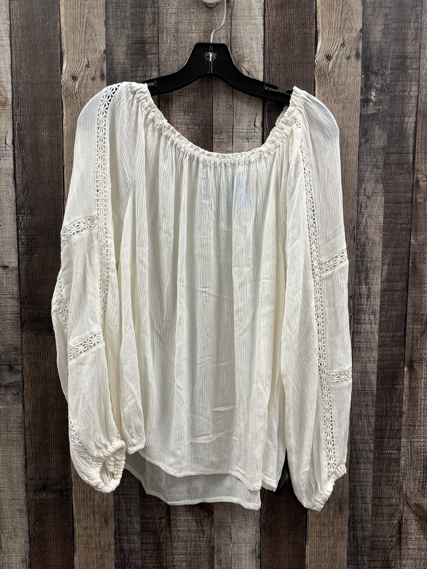 Top Long Sleeve By Sanctuary In White, Size: L