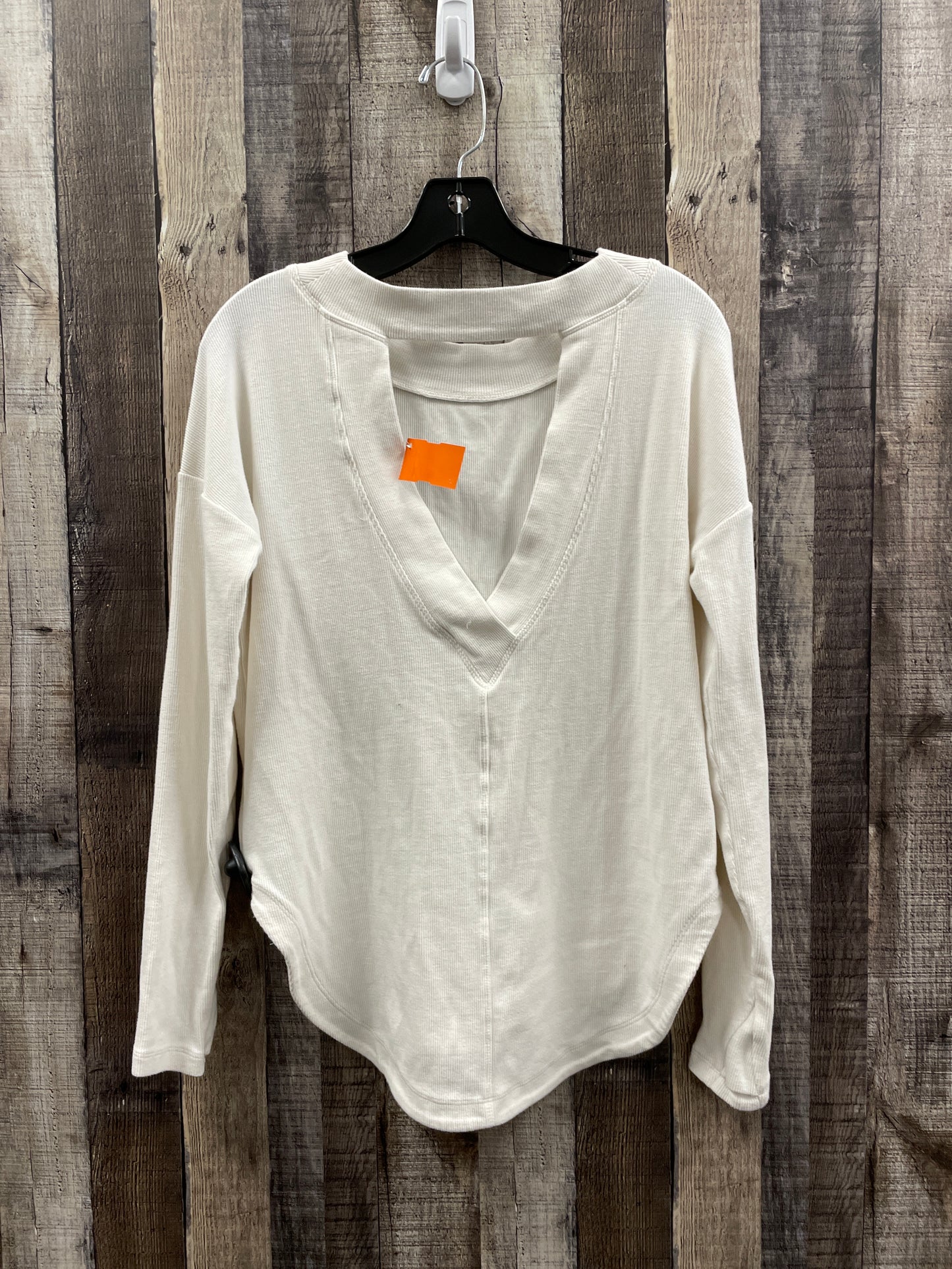 Top Long Sleeve By Athleta In Cream, Size: S