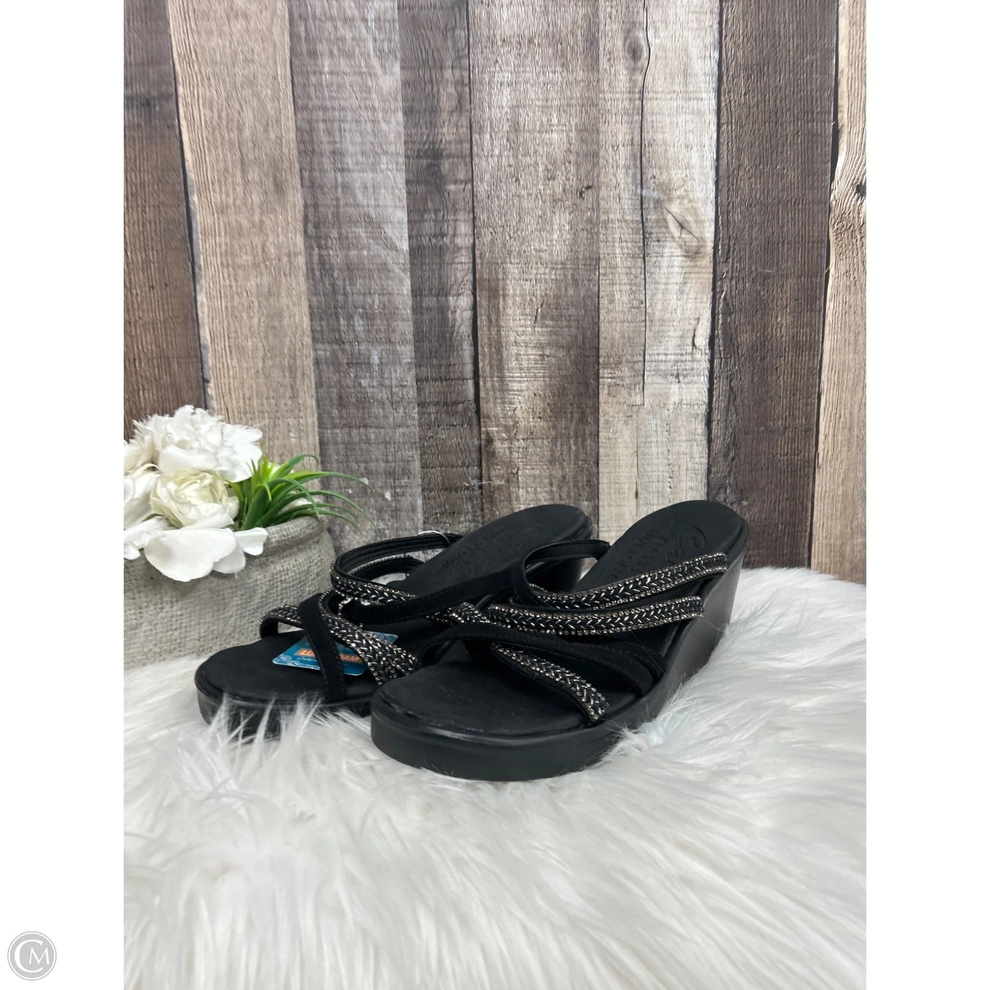 Sandals Heels Wedge By Skechers In Black, Size: 9