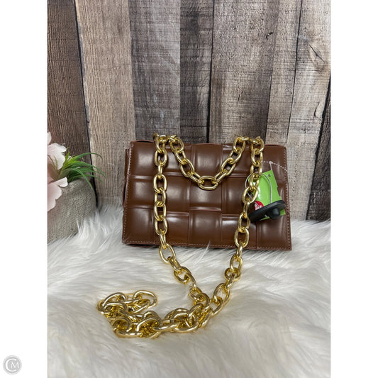 Crossbody By Cmf, Size: Medium