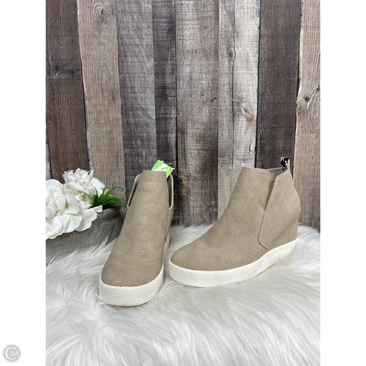 Boots Ankle Flats By Qupid In Tan, Size: 8