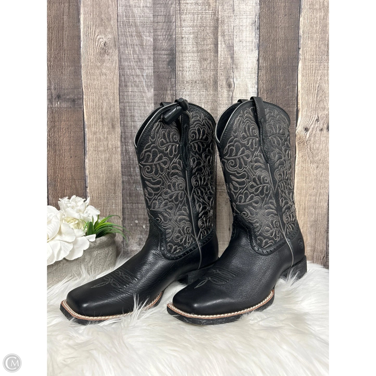 Boots Western By Ariat In Black, Size: 9