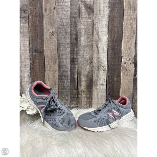 Shoes Athletic By New Balance In Grey, Size: 10