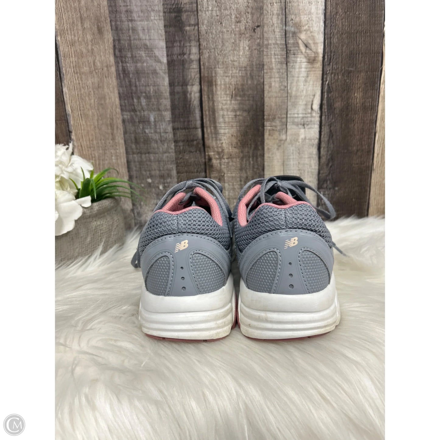 Shoes Athletic By New Balance In Grey, Size: 10