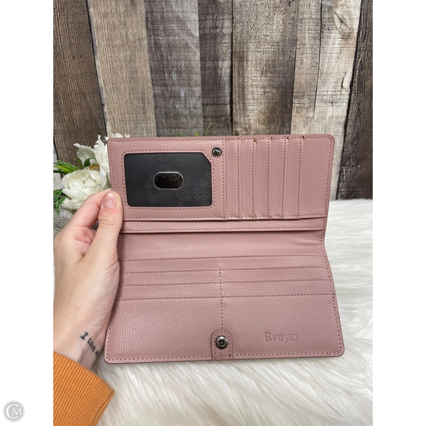 Wallet By Cme, Size: Medium