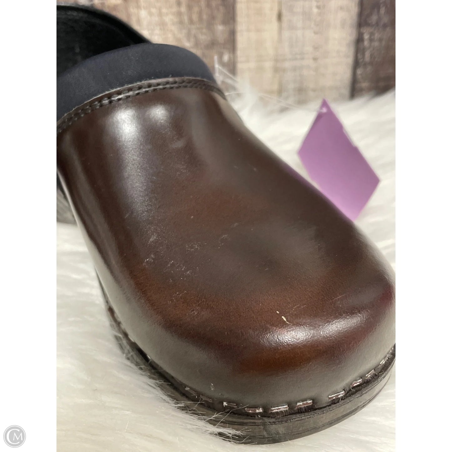 Shoes Flats By Abeo In Brown, Size: 7.5