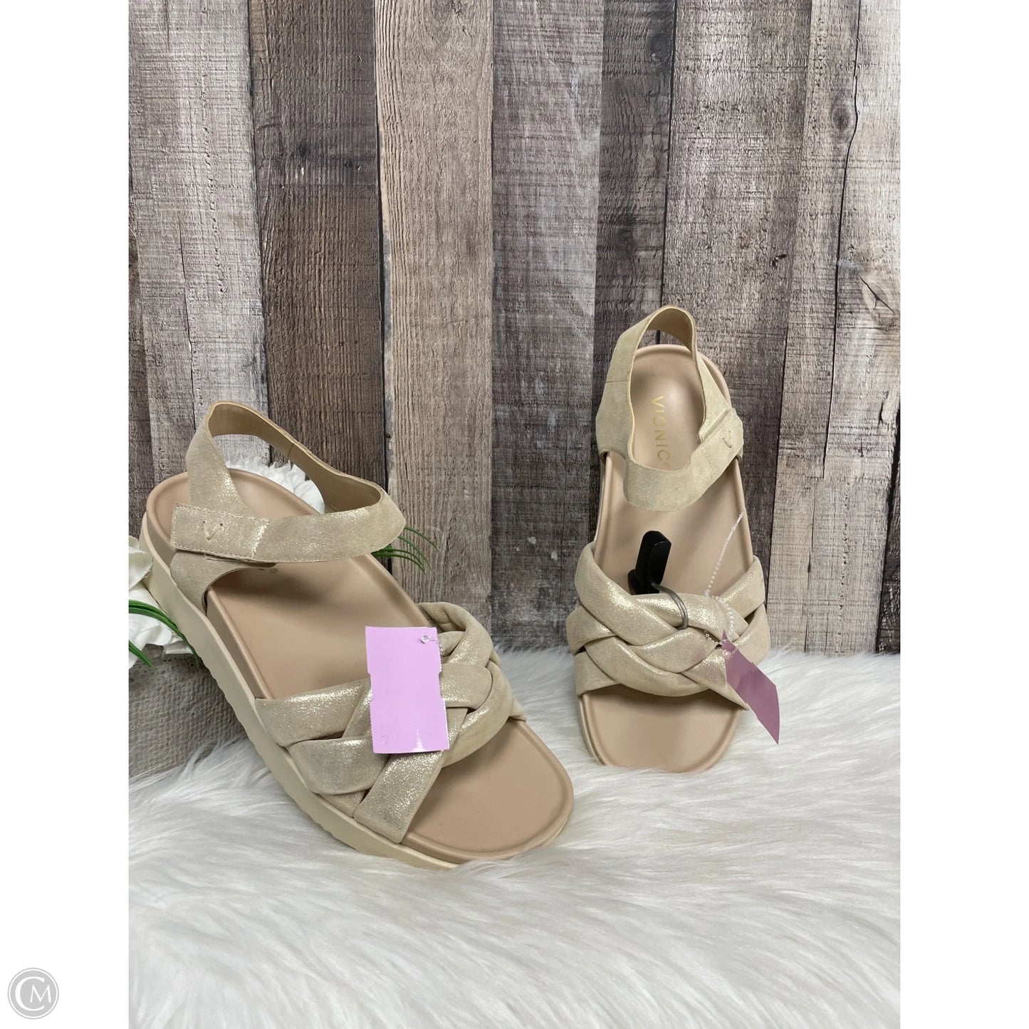 Sandals Flats By Vionic In Gold, Size: 9.5