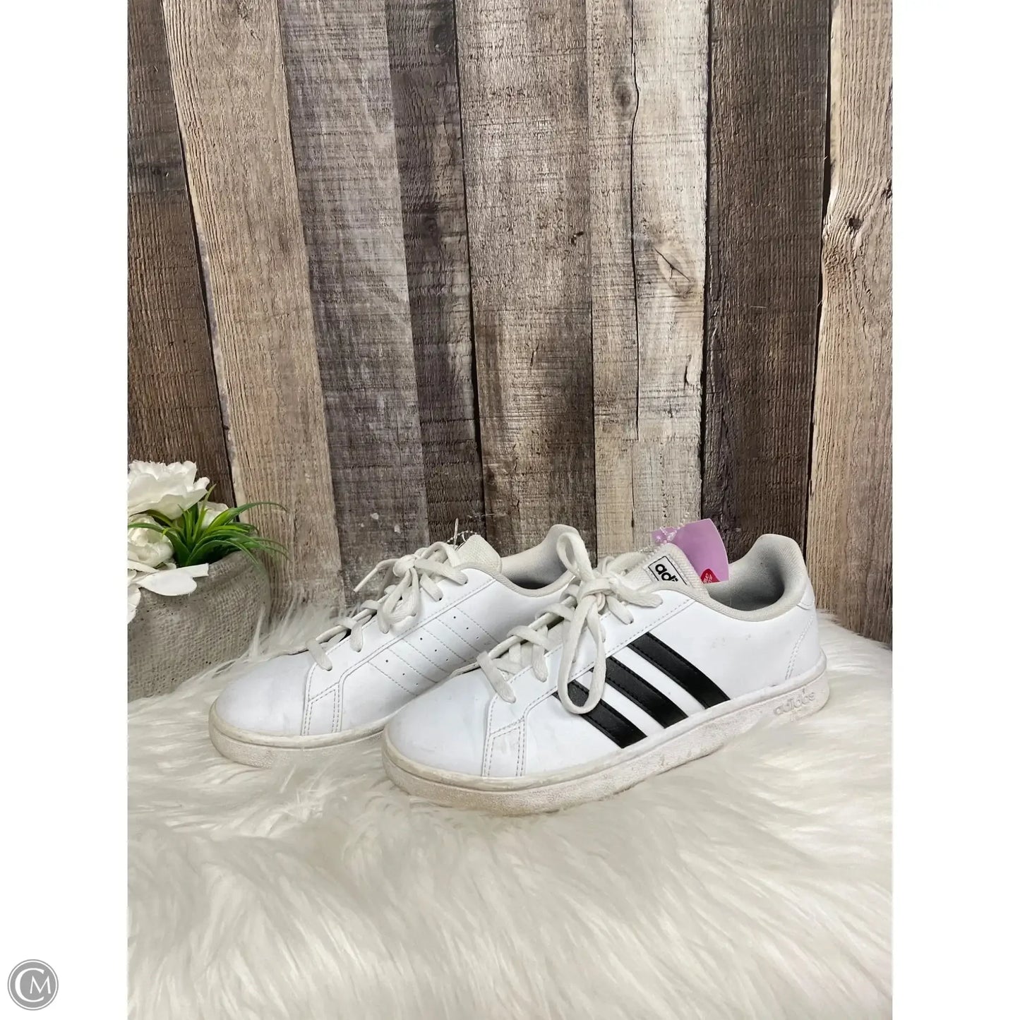 Shoes Athletic By Adidas In White, Size: 7