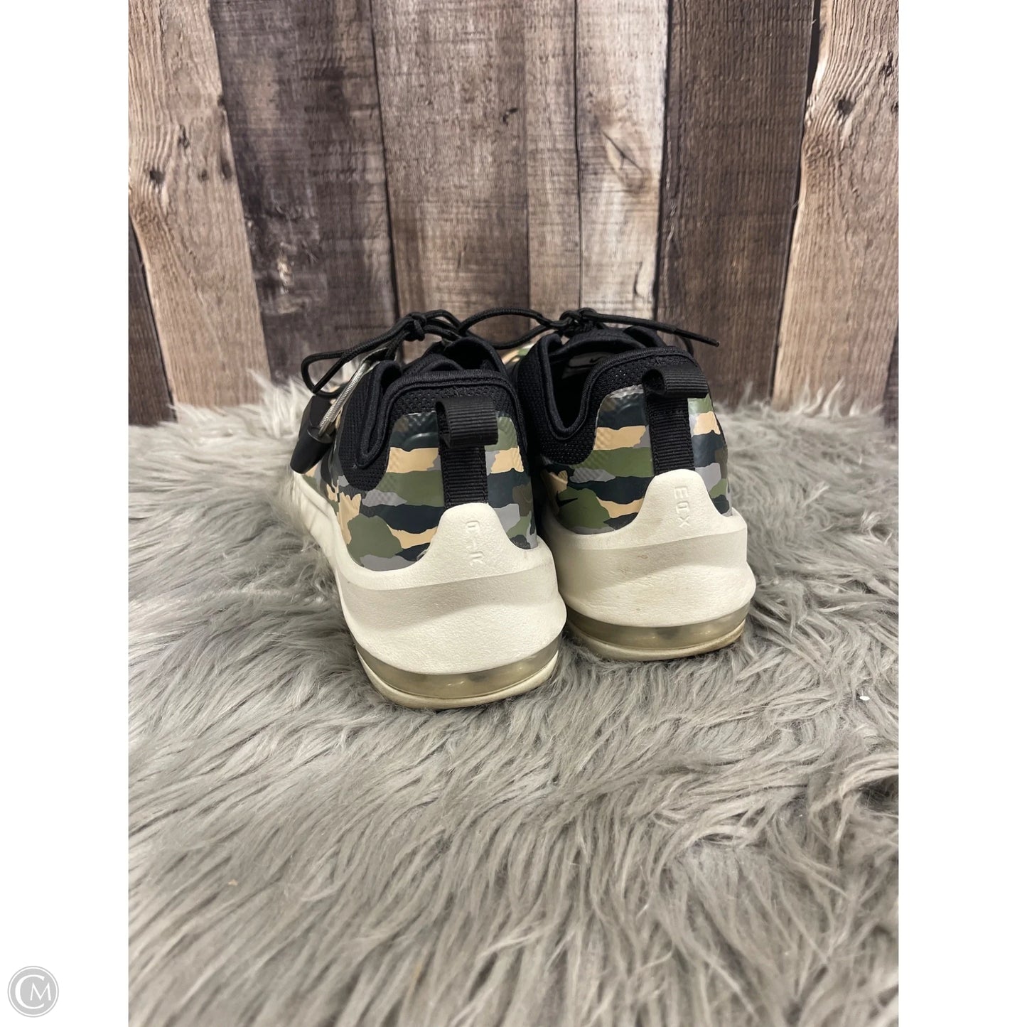 Shoes Athletic By Nike In Camouflage Print, Size: 8