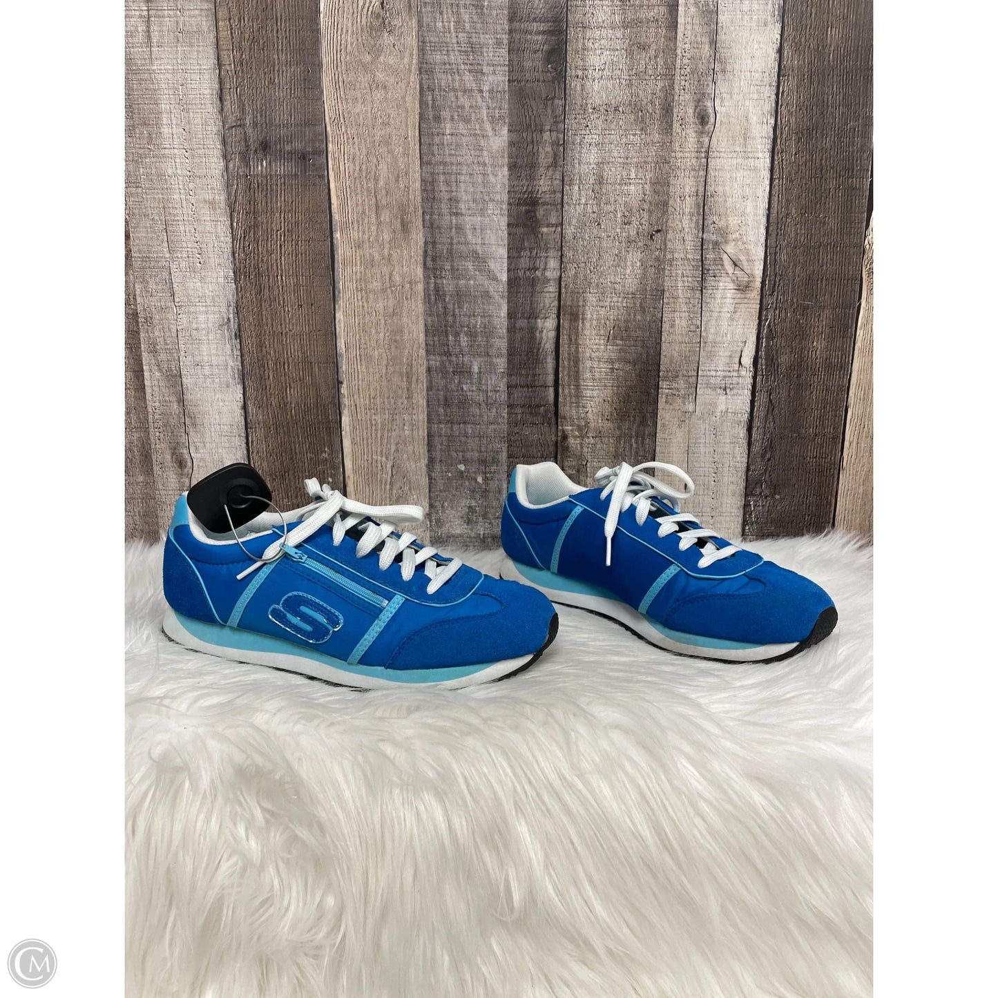 Shoes Athletic By Skechers In Blue & White, Size: 9
