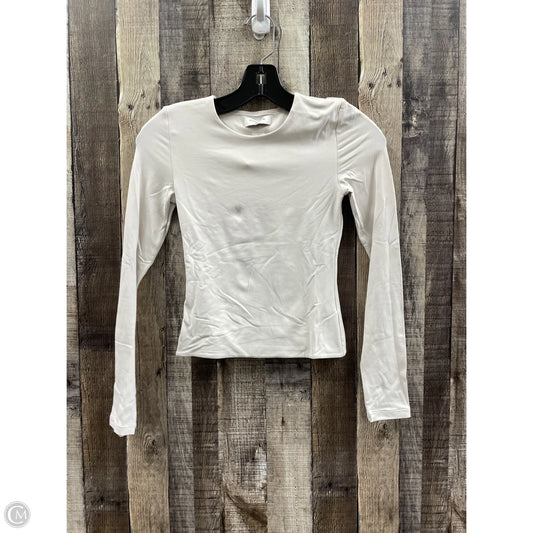 Top Long Sleeve By Aritzia In Cream, Size: Xs