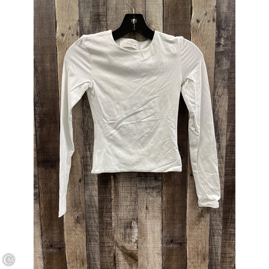 Top Long Sleeve By Aritzia In White, Size: Xs