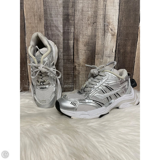 Shoes Athletic By Cmc In Grey, Size: 6