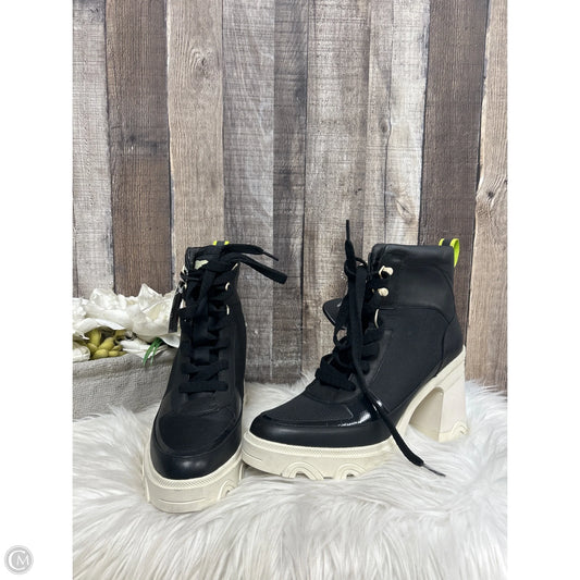 Boots Ankle Heels By Sorel In Black & White, Size: 10