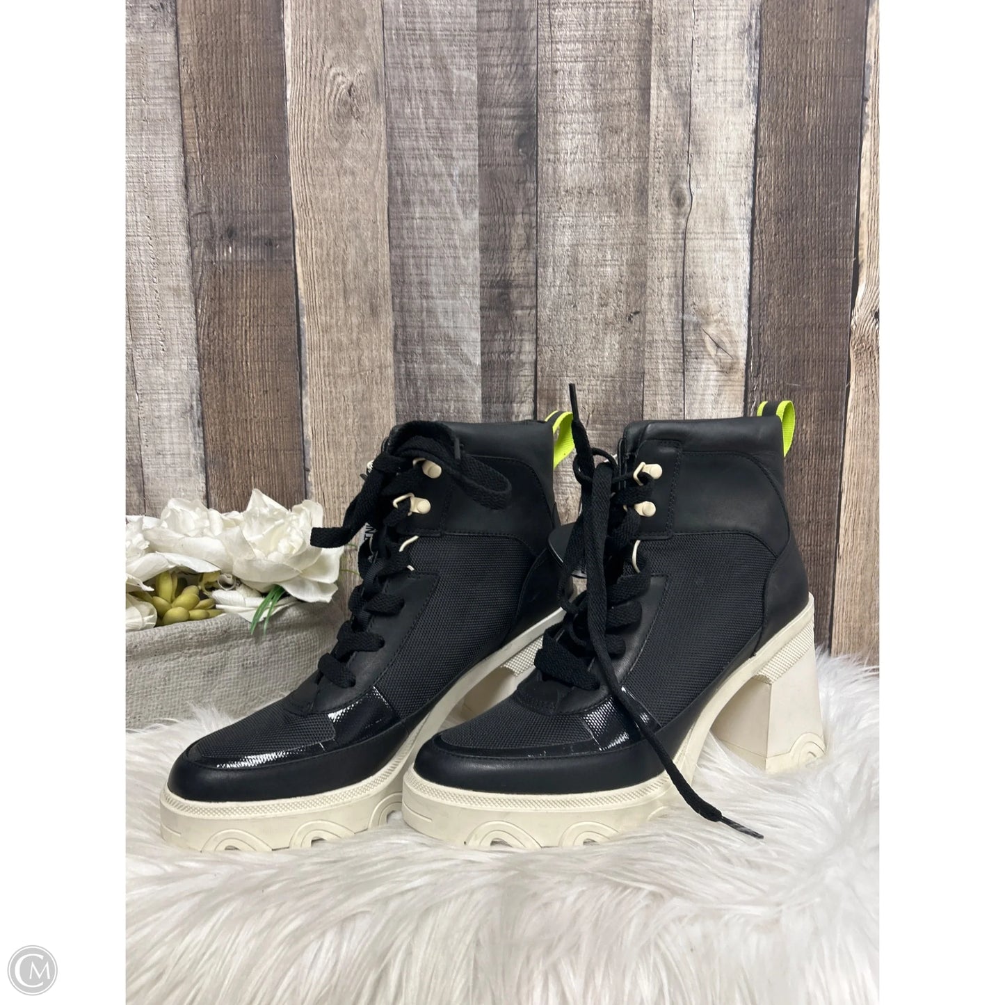 Boots Ankle Heels By Sorel In Black & White, Size: 10