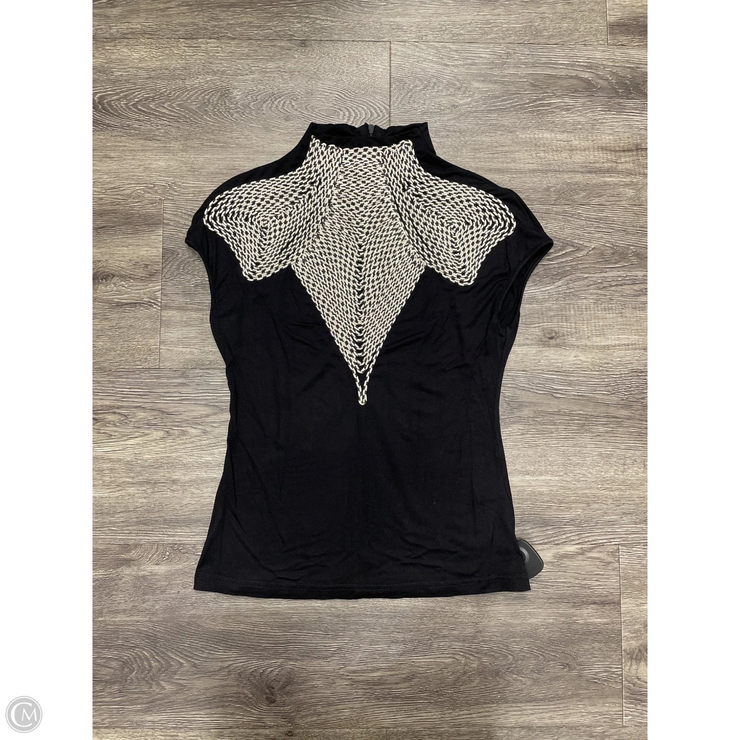 Top Sleeveless By Akira In Black, Size: S