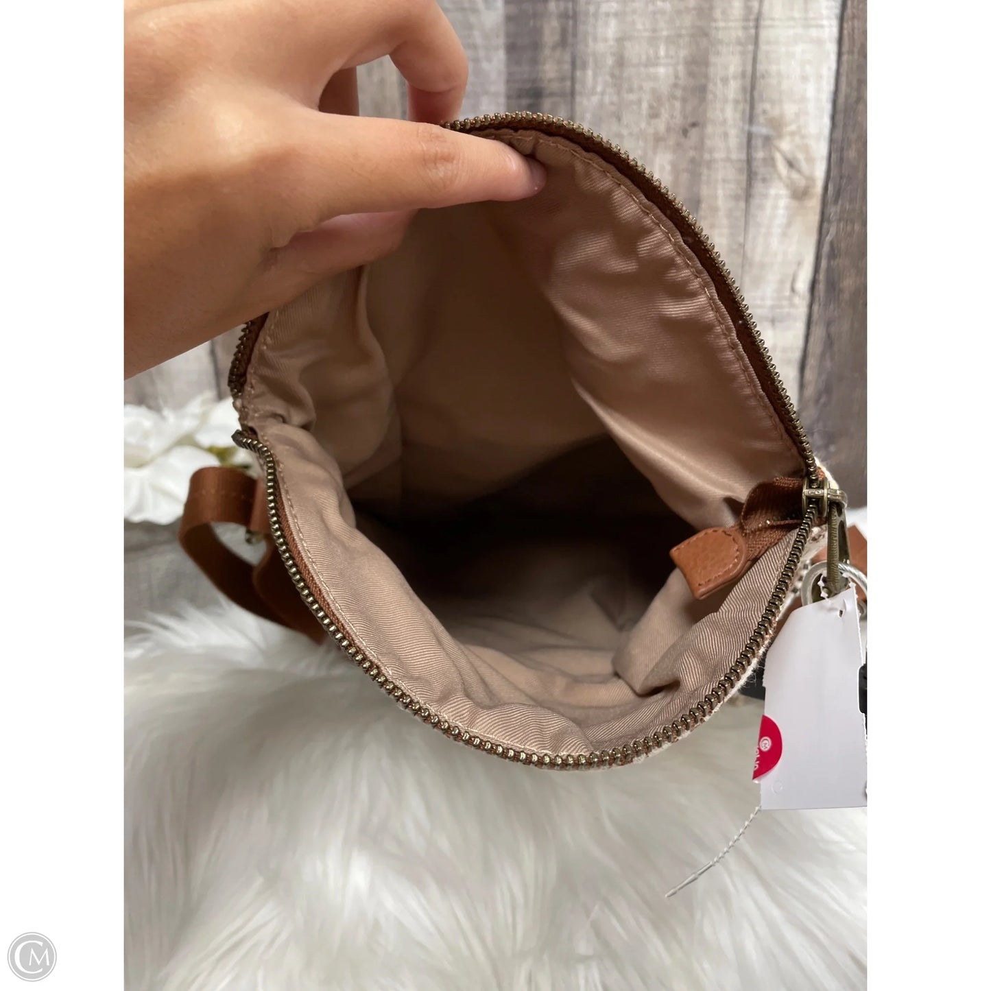 Crossbody By Sakroots, Size: Large