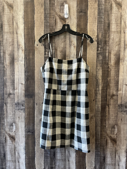 Black & White Dress Casual Short Trixxi, Size Xl