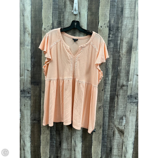 Top Short Sleeve By Torrid In Peach, Size: 2x