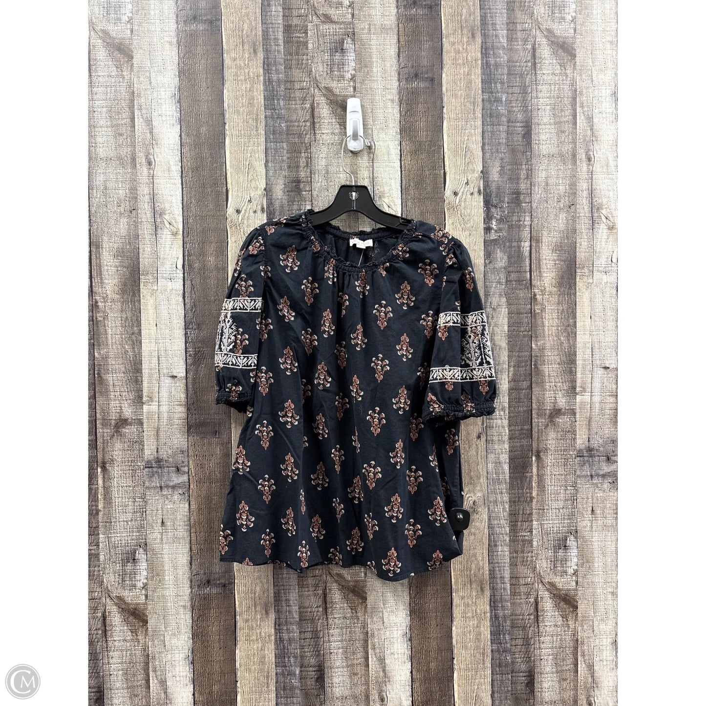 Top Short Sleeve By Knox Rose In Black, Size: L