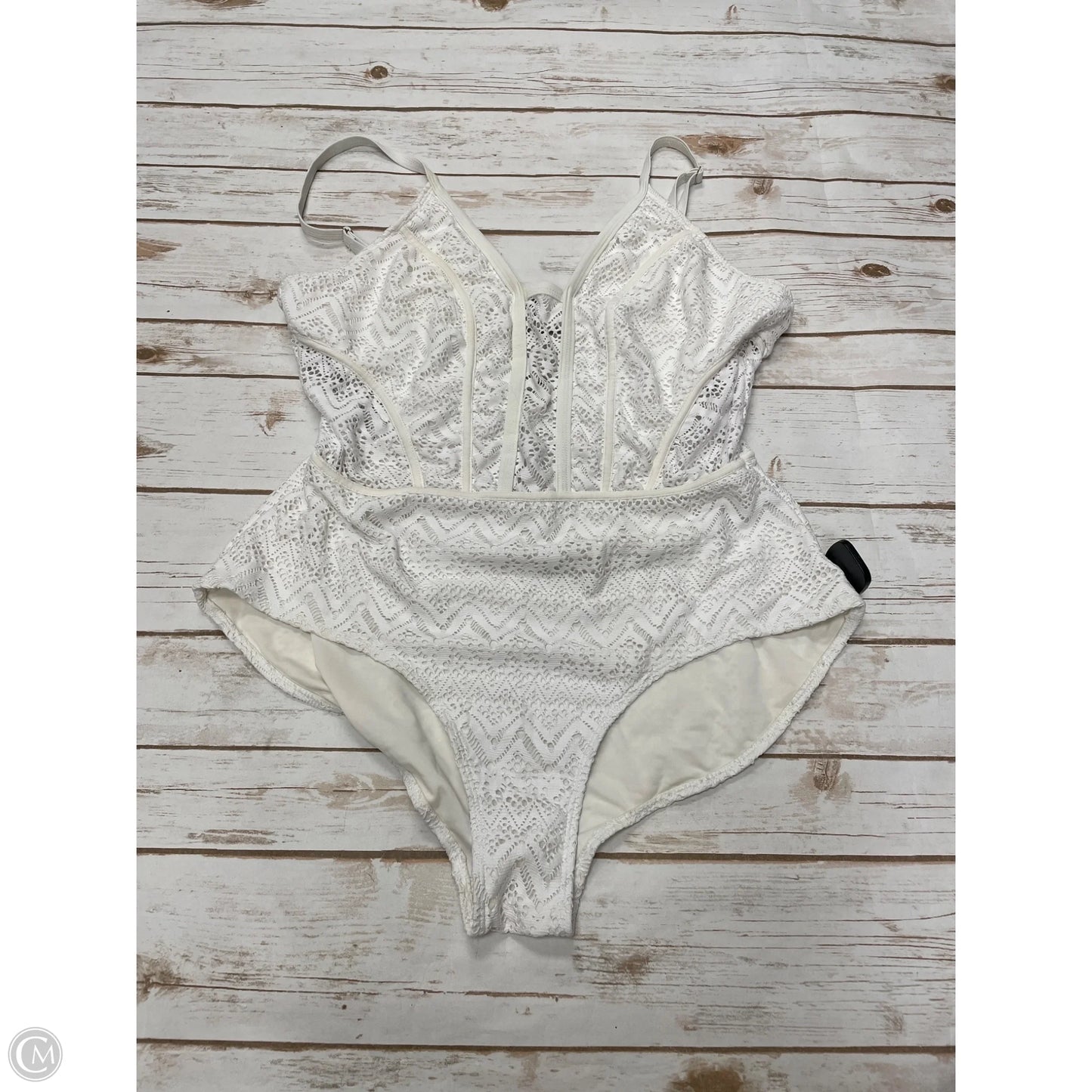 Swimsuit By Clothes Mentor In White, Size: 2x