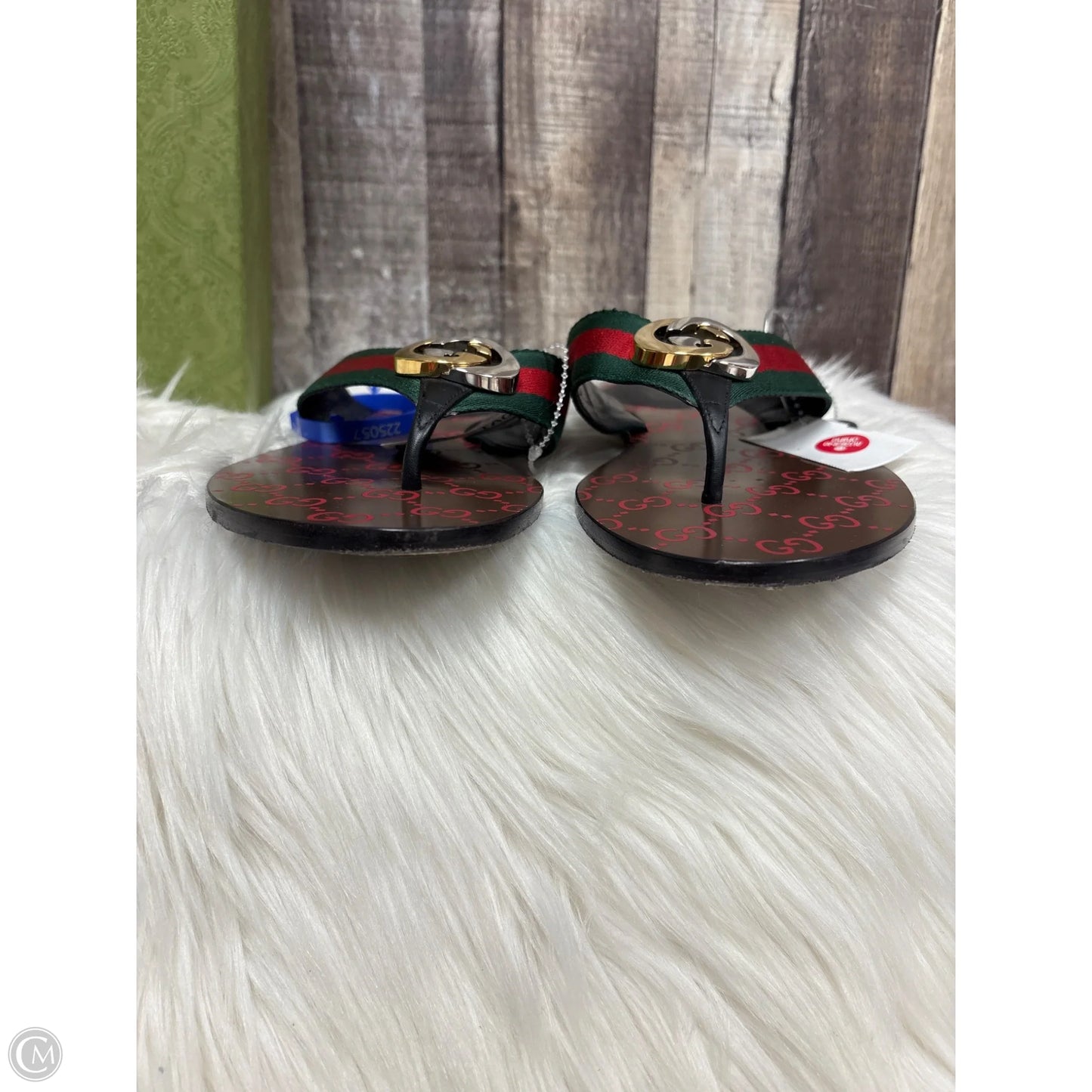 Sandals Luxury Designer By Gucci In Green & Red, Size: 11