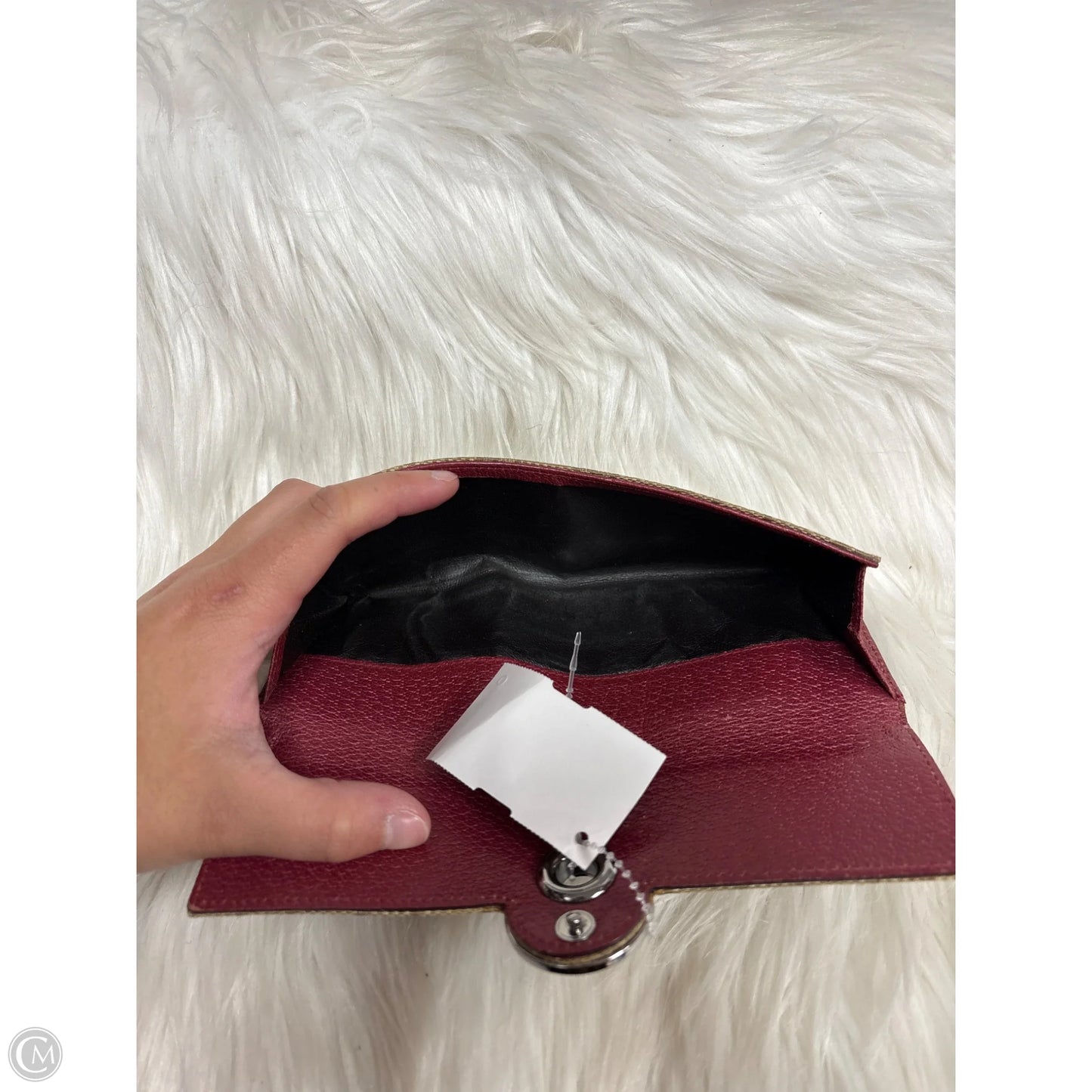 Wallet Luxury Designer By Gucci, Size: Medium