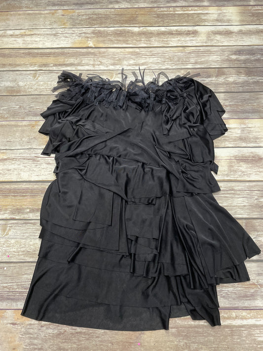 Dress Casual Short By Bcbg  Size: L