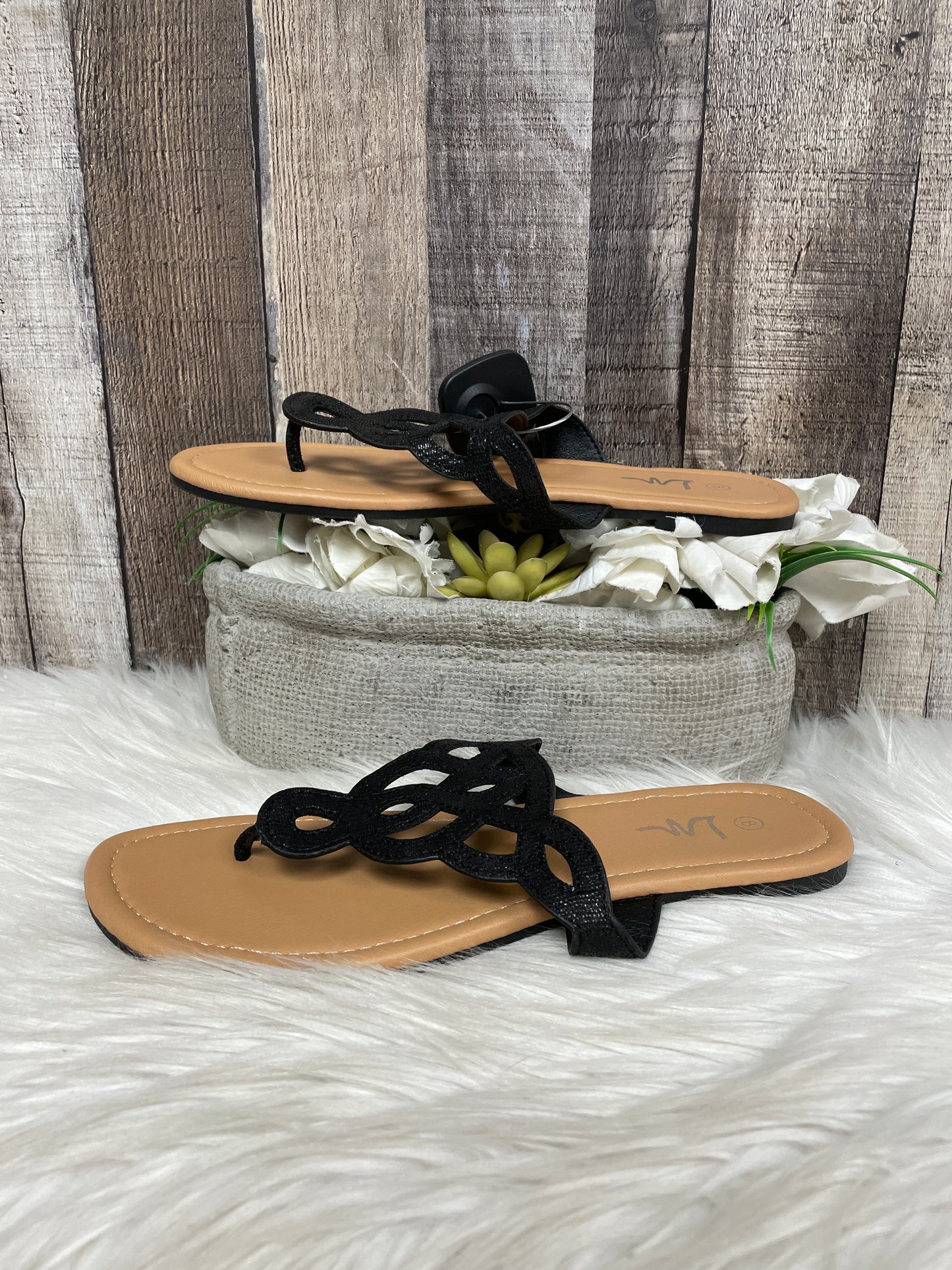 Sandals Flats By Cme In Black, Size: 8