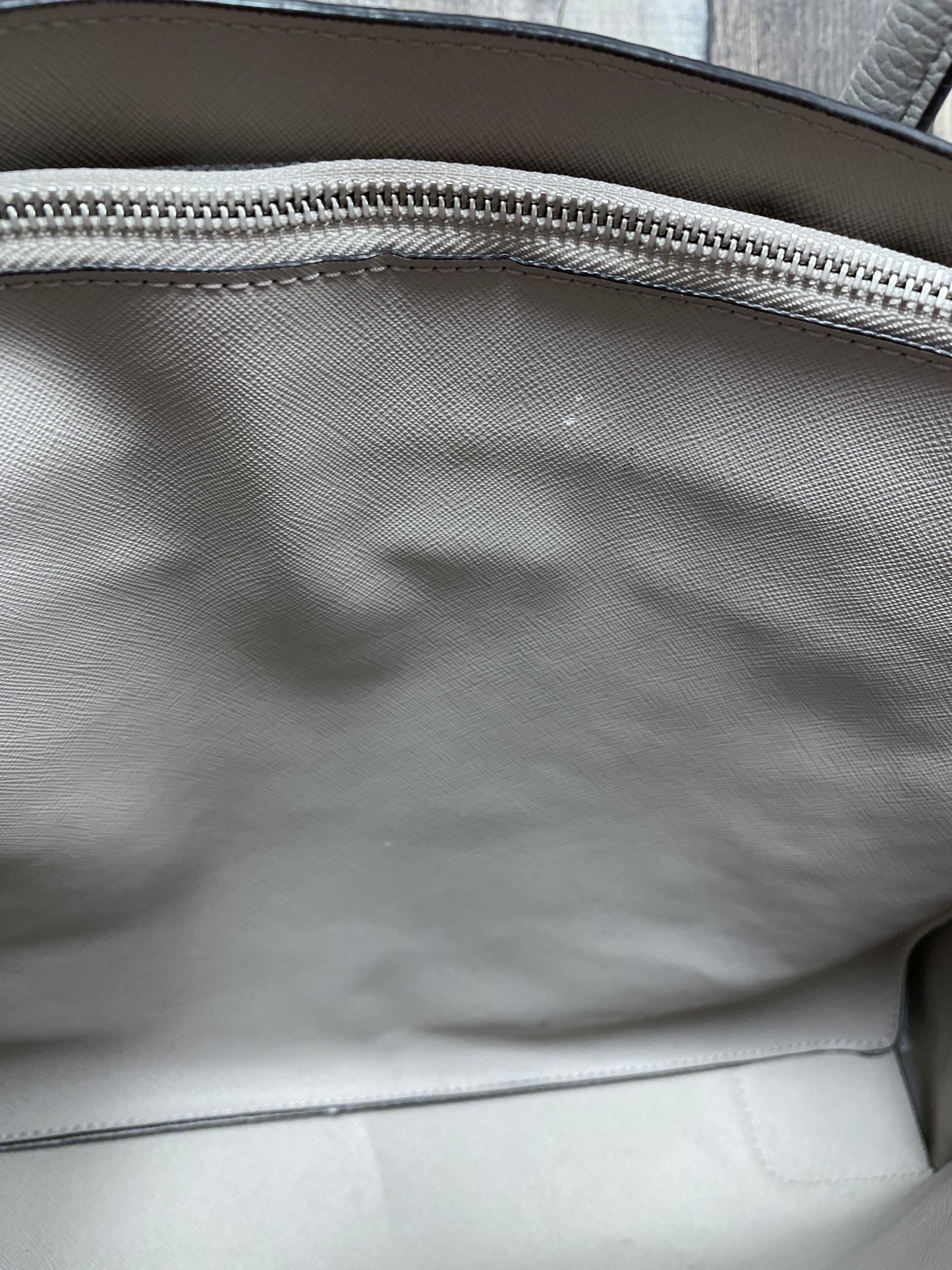 Handbag Designer By Michael Kors  Size: Large