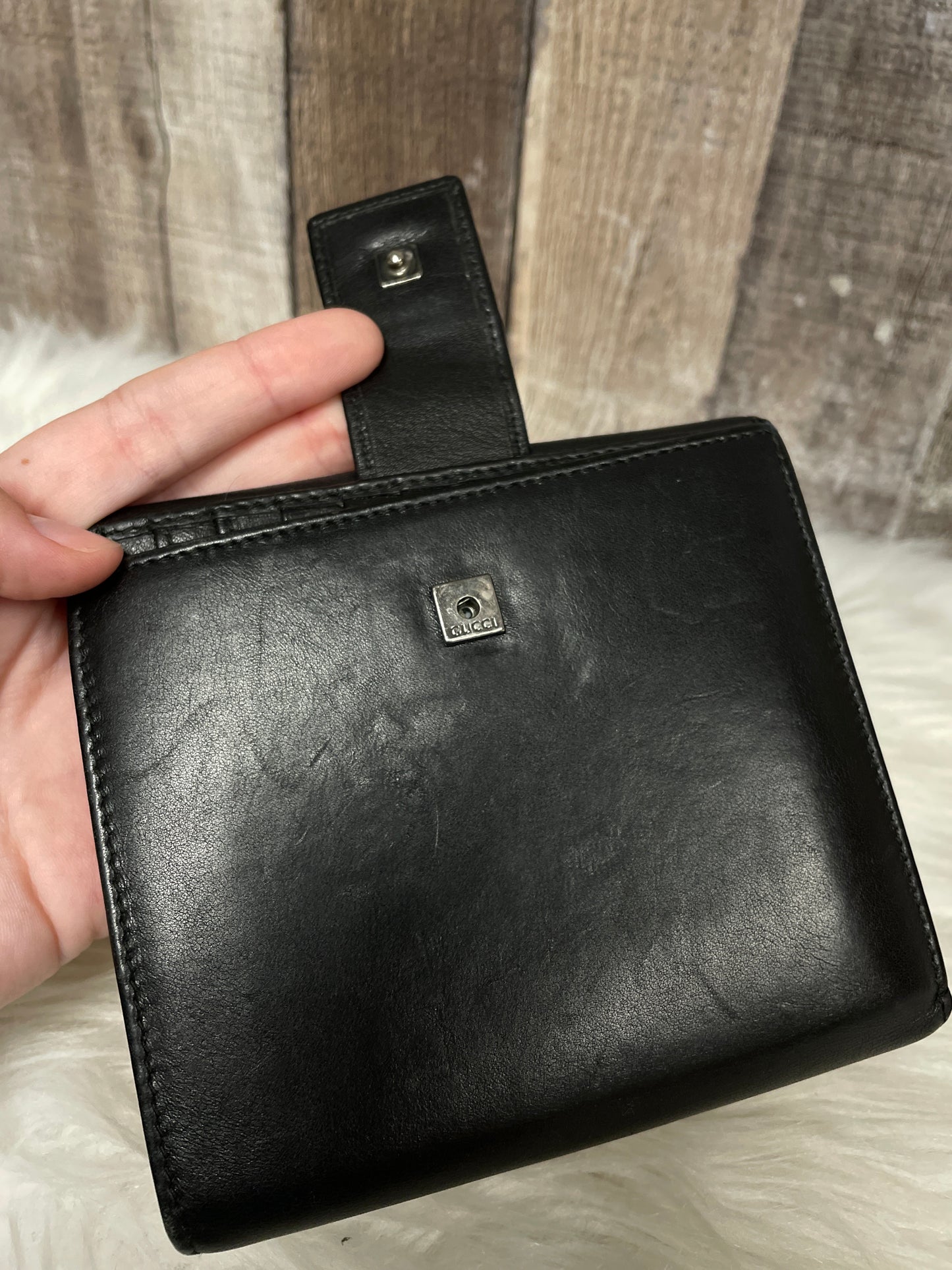 Wallet Luxury Designer By Gucci, Size: Large