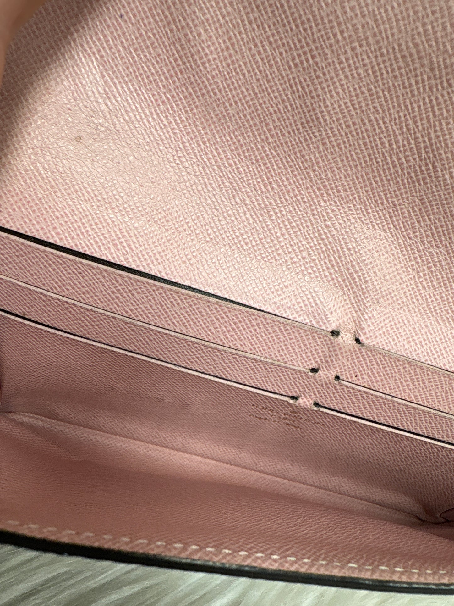 Wallet Luxury Designer By Louis Vuitton, Size: Medium