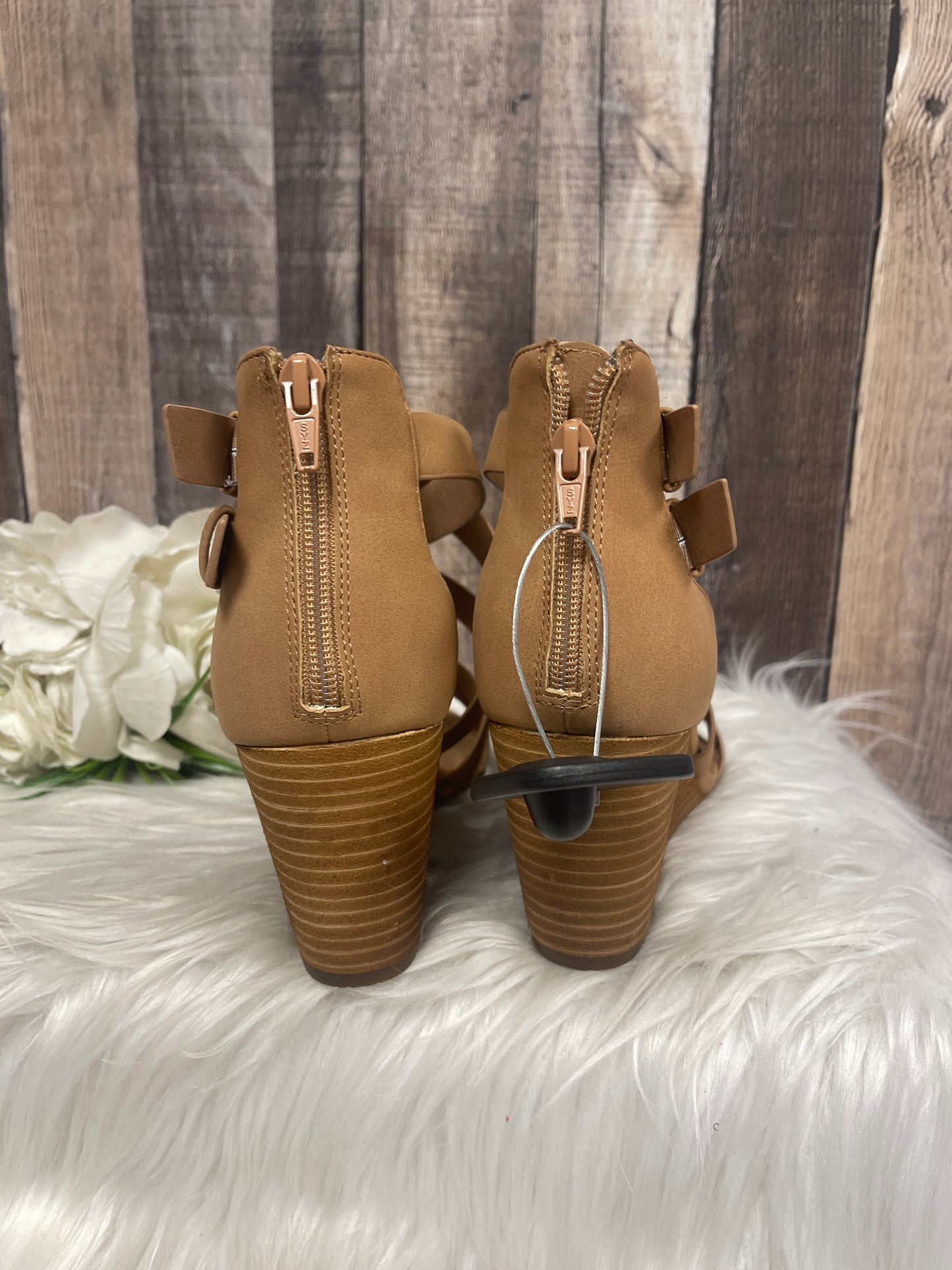Sandals Heels Wedge By Crown Vintage  Size: 9