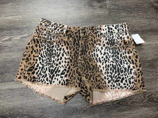 Shorts By Cme  Size: 6