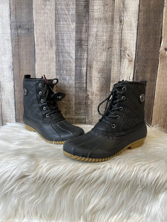 Boots Snow By Tommy Hilfiger  Size: 8