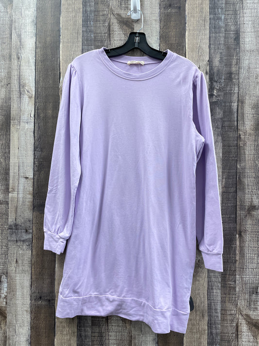 Top Long Sleeve By Cme  Size: L